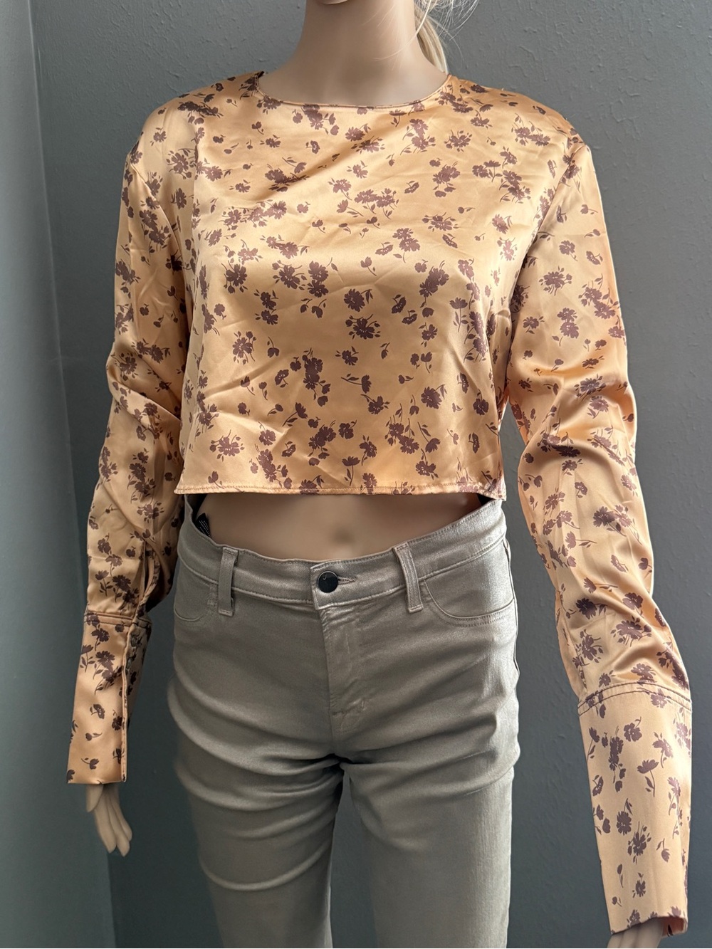 Zara Peach Floral Satin Long-Sleeve Crop Top